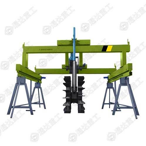 雙輪盤(pán)液壓式翻堆機(jī)